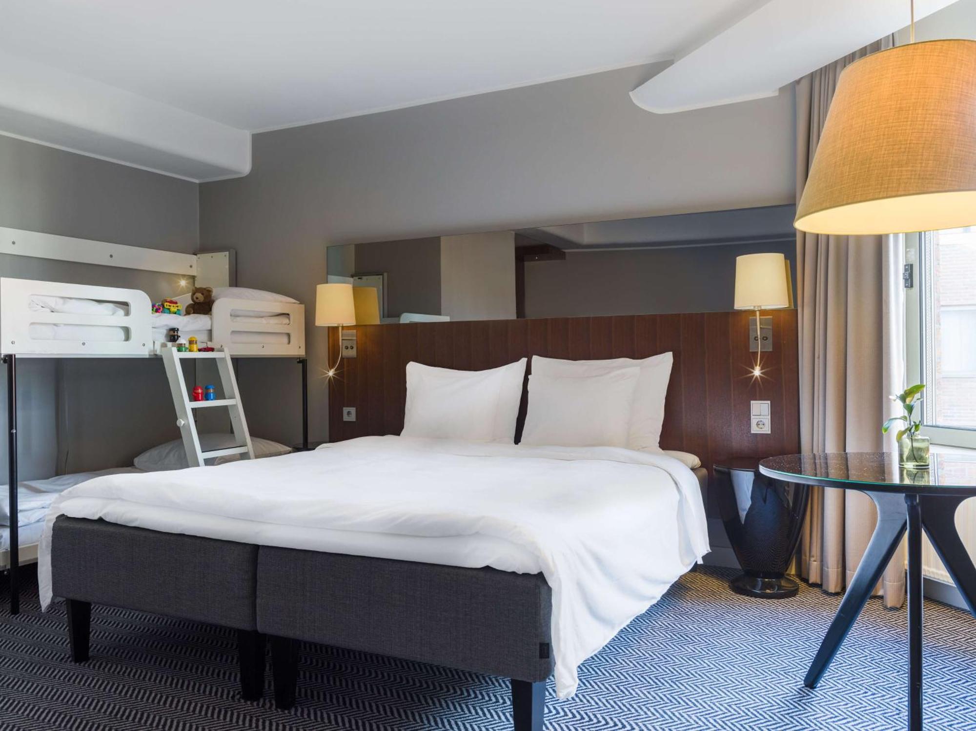 Radisson Blu Arlandia Hotel, Stockholm-Arlanda Exterior photo