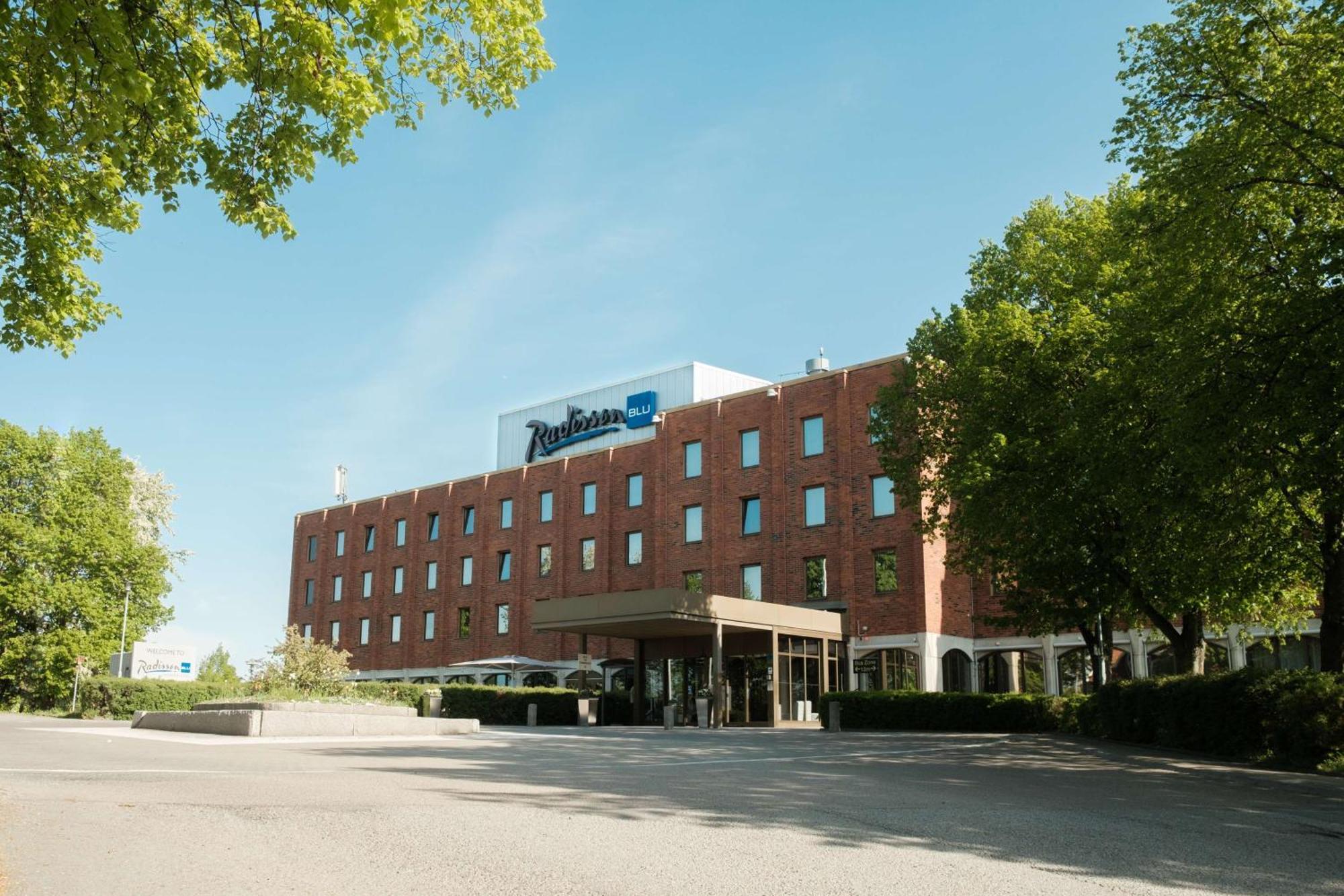 Radisson Blu Arlandia Hotel, Stockholm-Arlanda Exterior photo